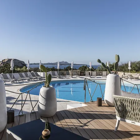 Grand Relais Dei Nuraghi 5* Baja Sardinia