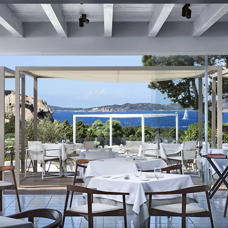 Grand Relais Dei Nuraghi 5*