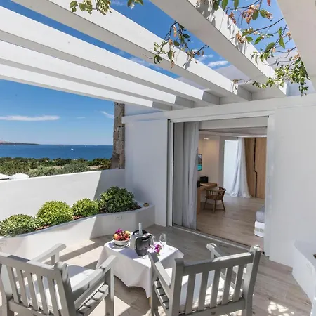 Grand Relais Dei Nuraghi Hotel 5*