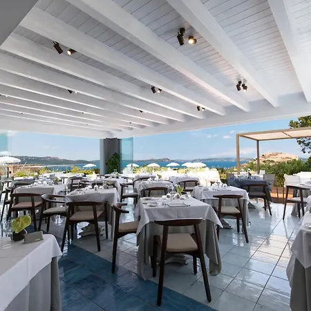 Grand Relais Dei Nuraghi Hotel