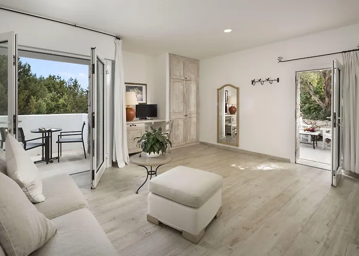Hotel Grand Relais Dei Nuraghi (adults Only) Baja Sardinia