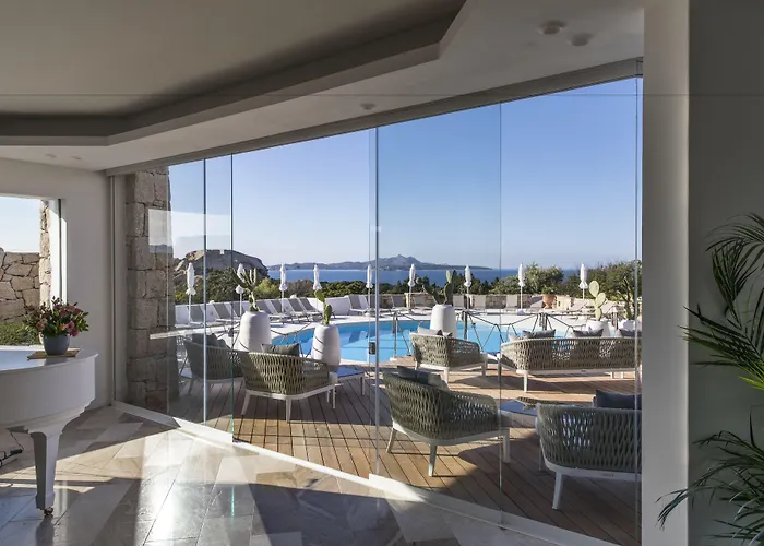 Grand Relais Dei Nuraghi (adults Only) Hotel 5*