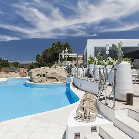 Hotel Grand Relais Dei Nuraghi (adults Only) 5*