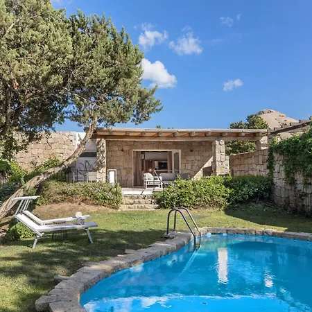 Hotel Grand Relais Dei Nuraghi (adults Only) Baja Sardinia